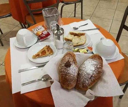 Zara Отель 2*