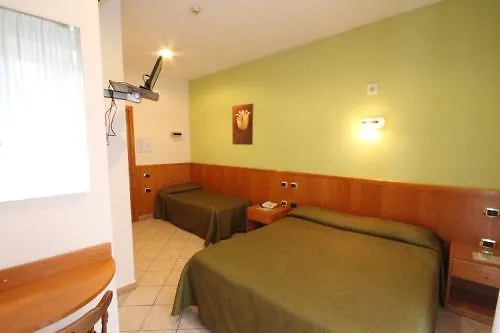 Zara Hotel Neapol